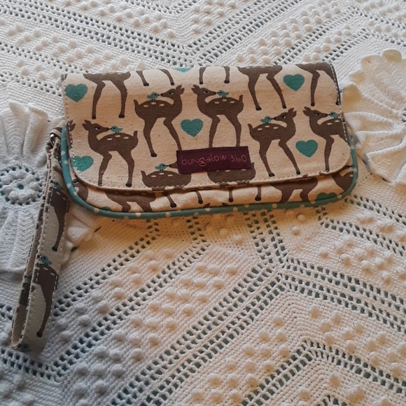 bungalow 360 Handbags - Clutch purse